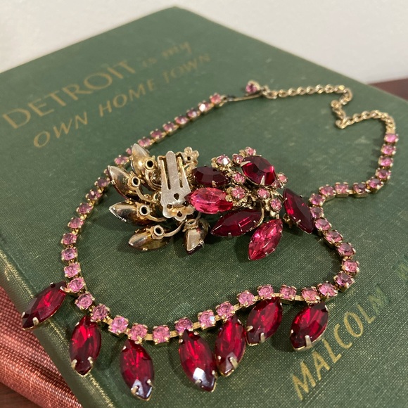 Vintage burlesque jewelry set - Picture 2 of 3